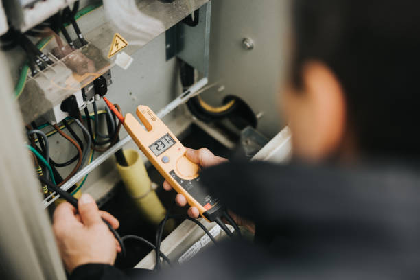 Best Circuit Breaker Repair  in Jamestown, KY